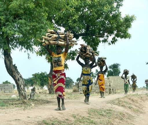 Kommt! Bringt eure Last!“